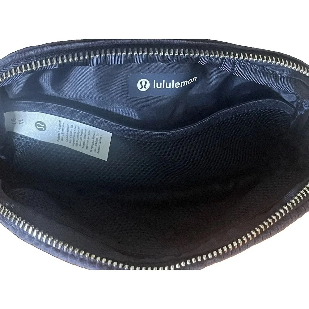 Lululemon Everywhere Belt Bag 1L Navy Blue Corduroy Waist Fanny Pack Crossbody